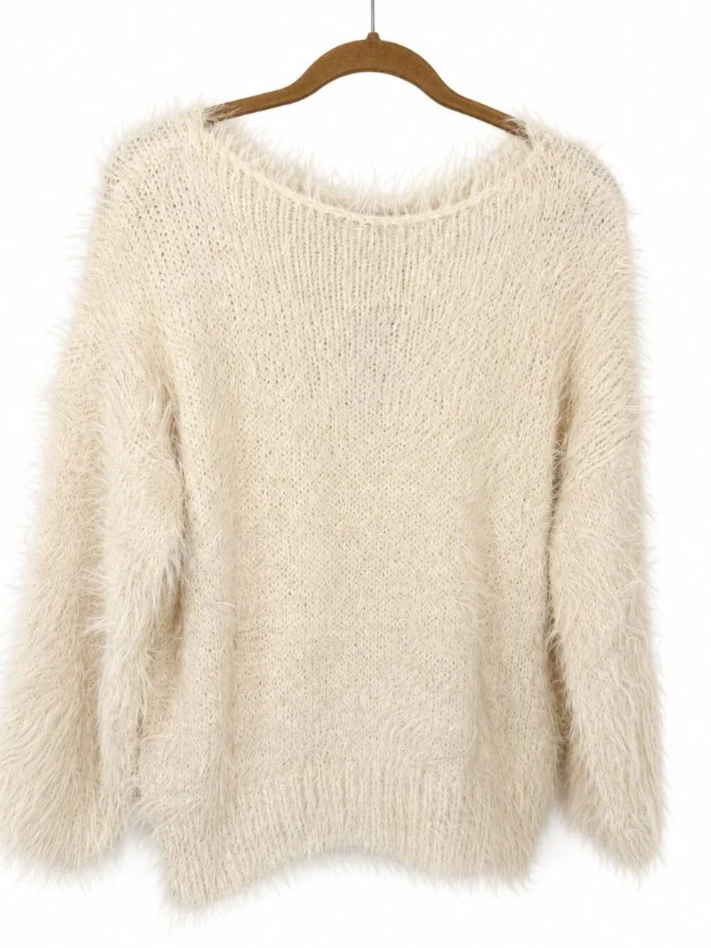 Adora NWT Ivory Luxe Faux Fur Eyelash Boat Neck Oversized Soft Cozy Sweater